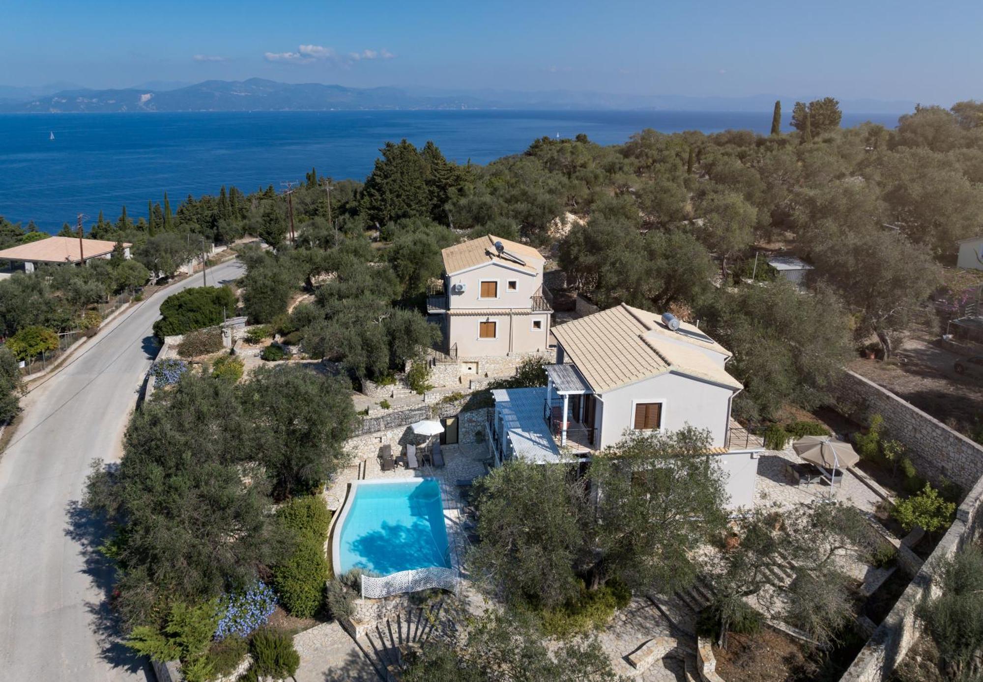 Villa Bougarini Haven Family Villa Rock Pool Oasis Ieromonachos Exterior photo