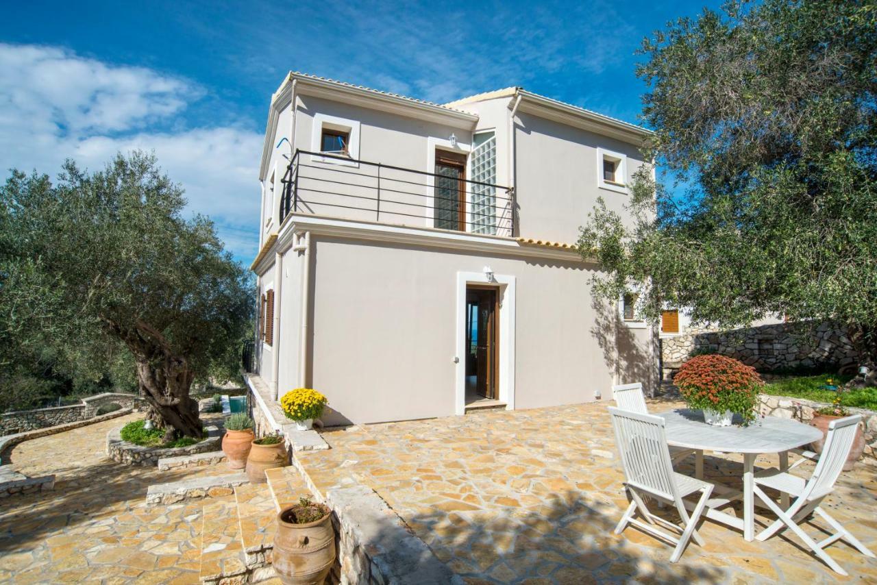 Villa Bougarini Haven Family Villa Rock Pool Oasis Ieromonachos Exterior photo